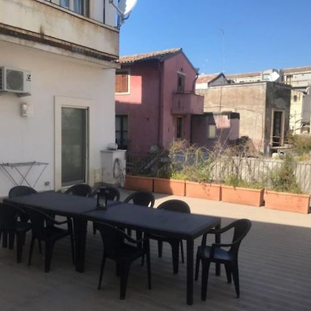 Suite Con Terrazza In Centro Storico Catania-Fontanarossai nemzetközi repülőtér Kültér fotó