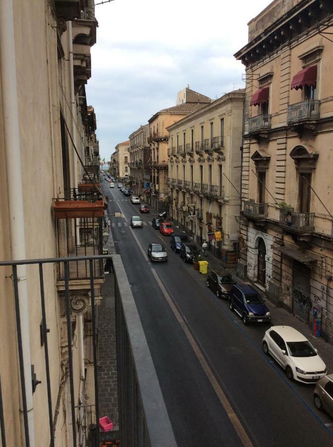 Suite Con Terrazza In Centro Storico Catania-Fontanarossai nemzetközi repülőtér Kültér fotó