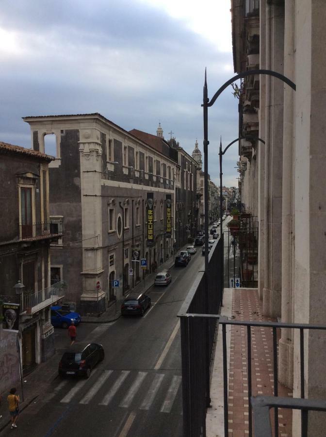 Suite Con Terrazza In Centro Storico Catania-Fontanarossai nemzetközi repülőtér Kültér fotó